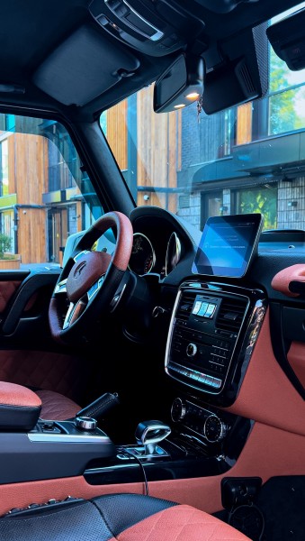 Mercedes G