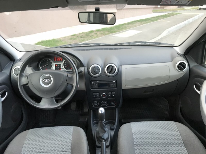 Lada Largus Cross